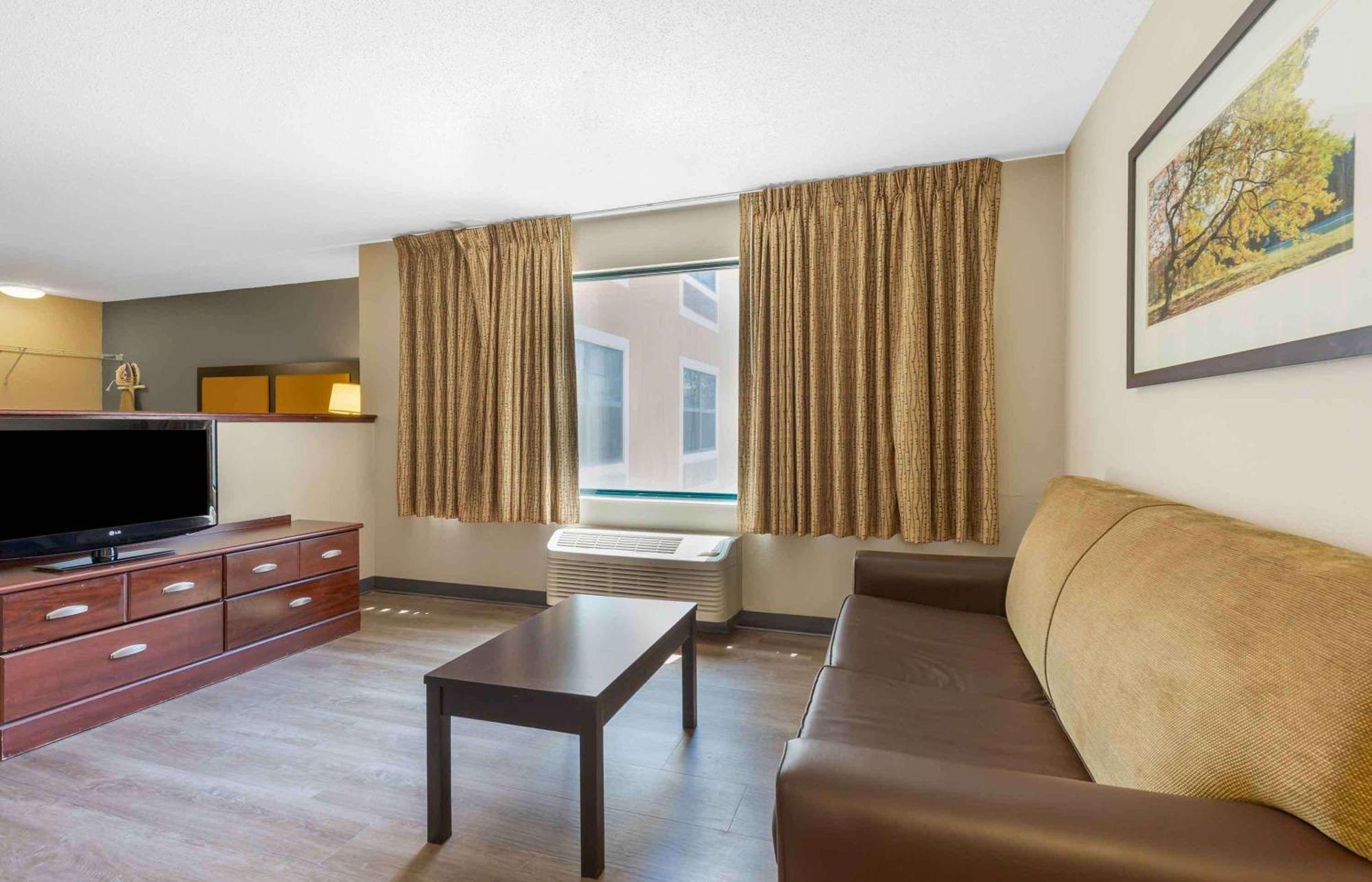 Extended Stay America Suites - Fishkill - Westage Center Екстериор снимка