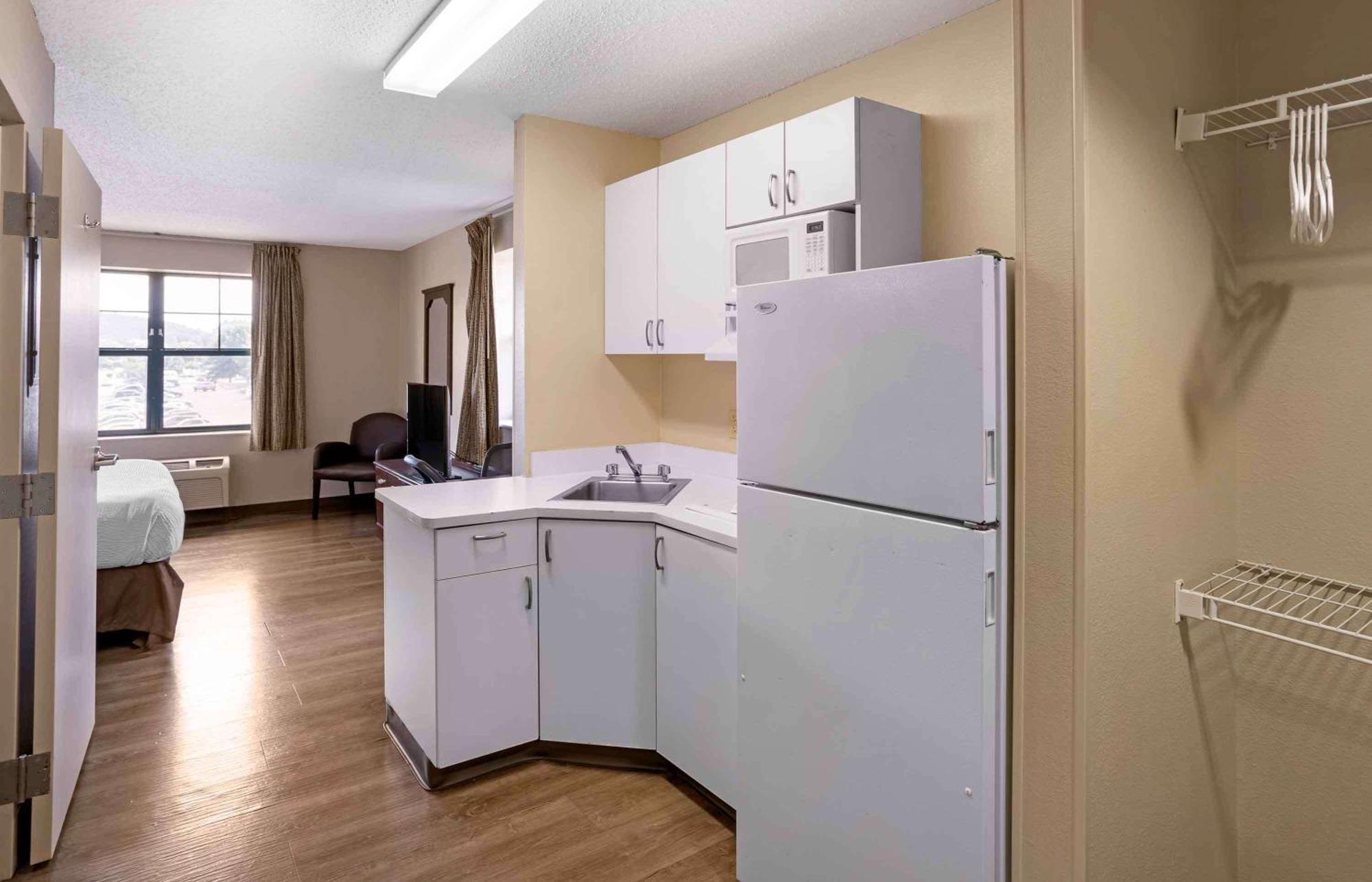 Extended Stay America Suites - Fishkill - Westage Center Екстериор снимка