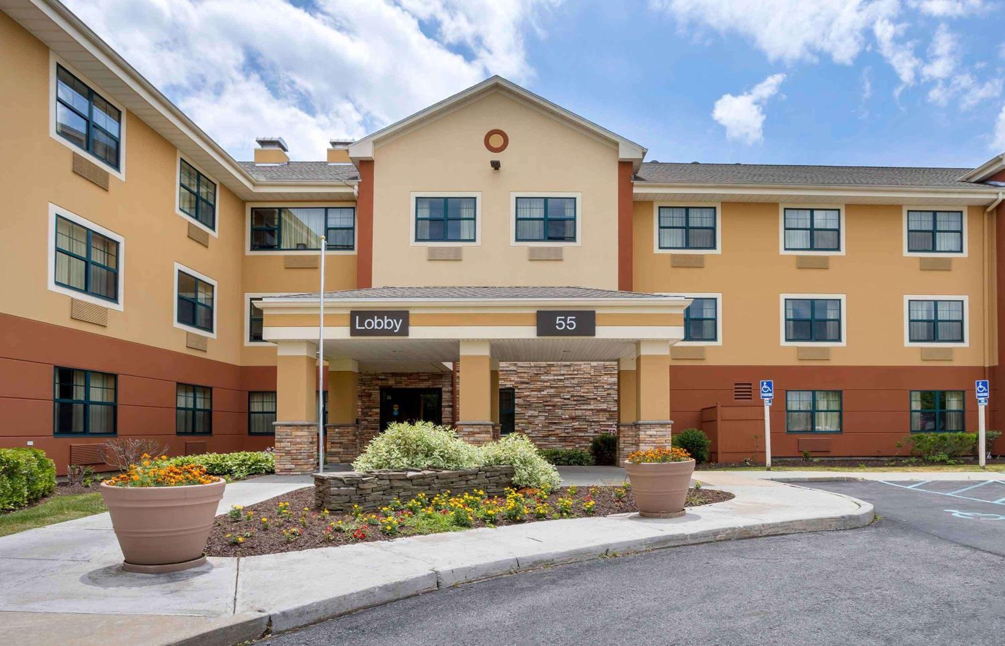 Extended Stay America Suites - Fishkill - Westage Center Екстериор снимка